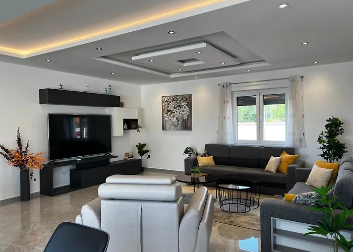 Villa Mare - Modern With Swimming Pool And Jacuzzi *